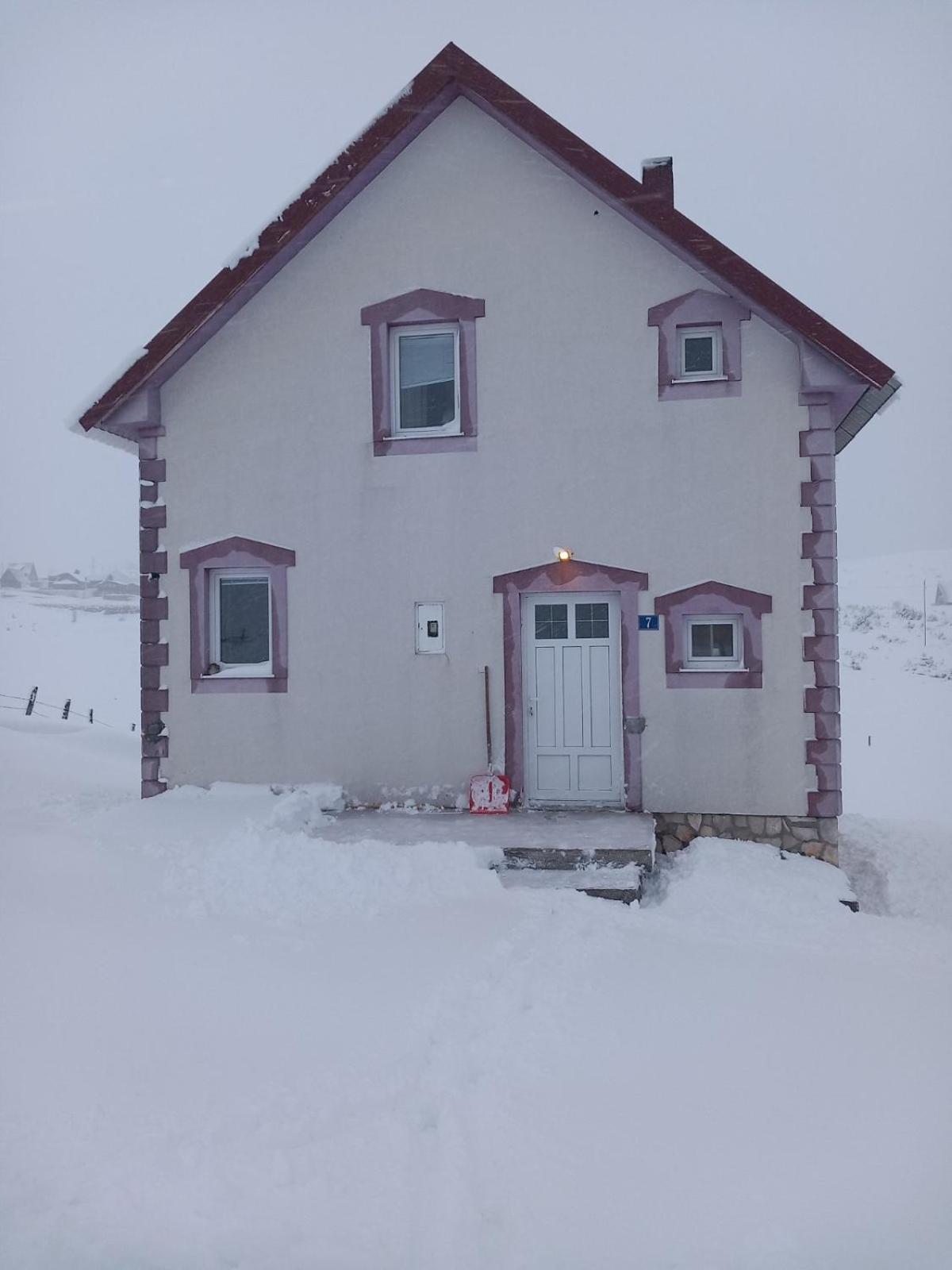Guest House Nena Žabljak Exteriör bild
